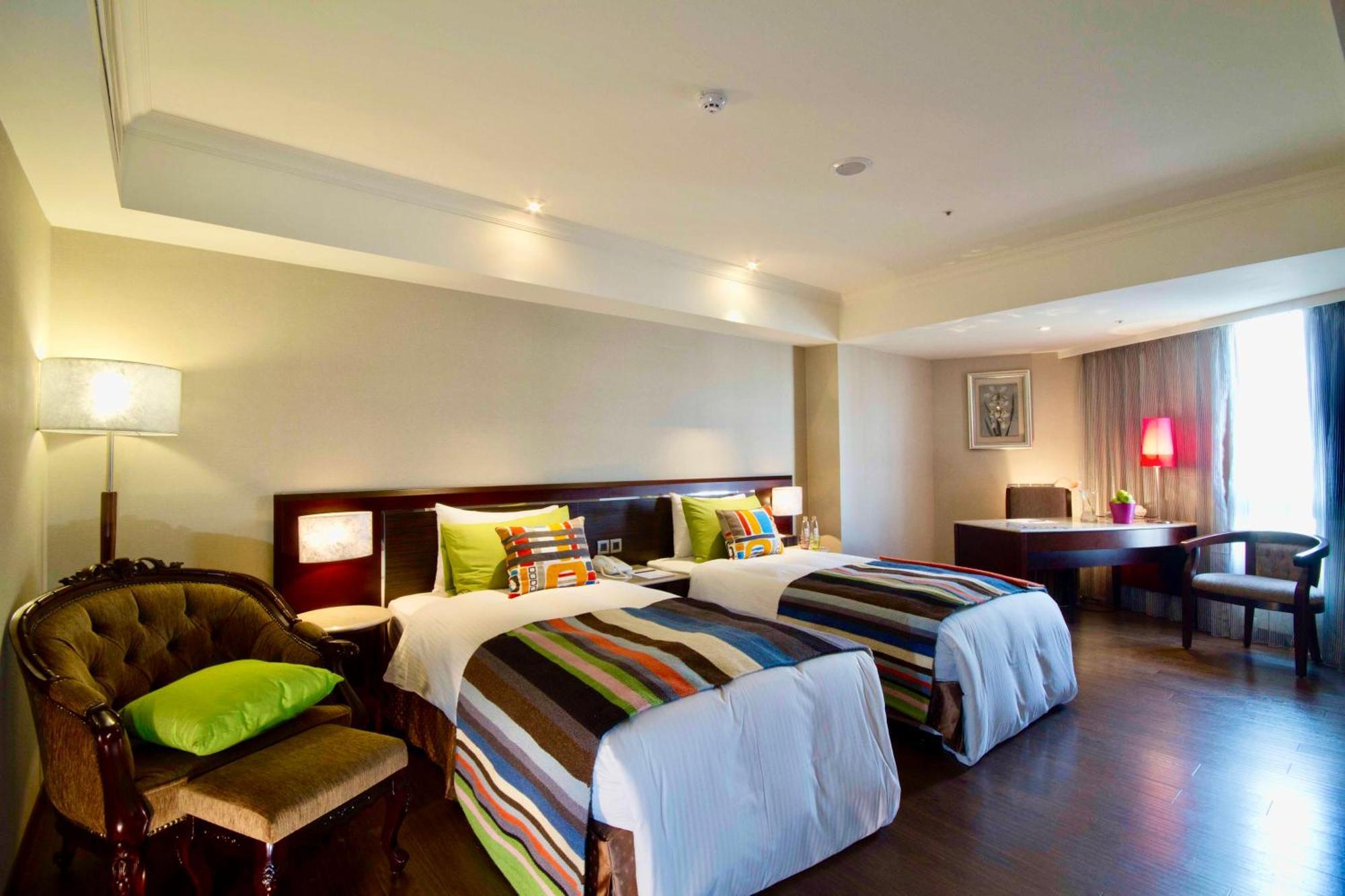 ชามมิ่ง ซิตี้ โฮเต็ล ไทชุง Hotel ไถจง ภายนอก รูปภาพ