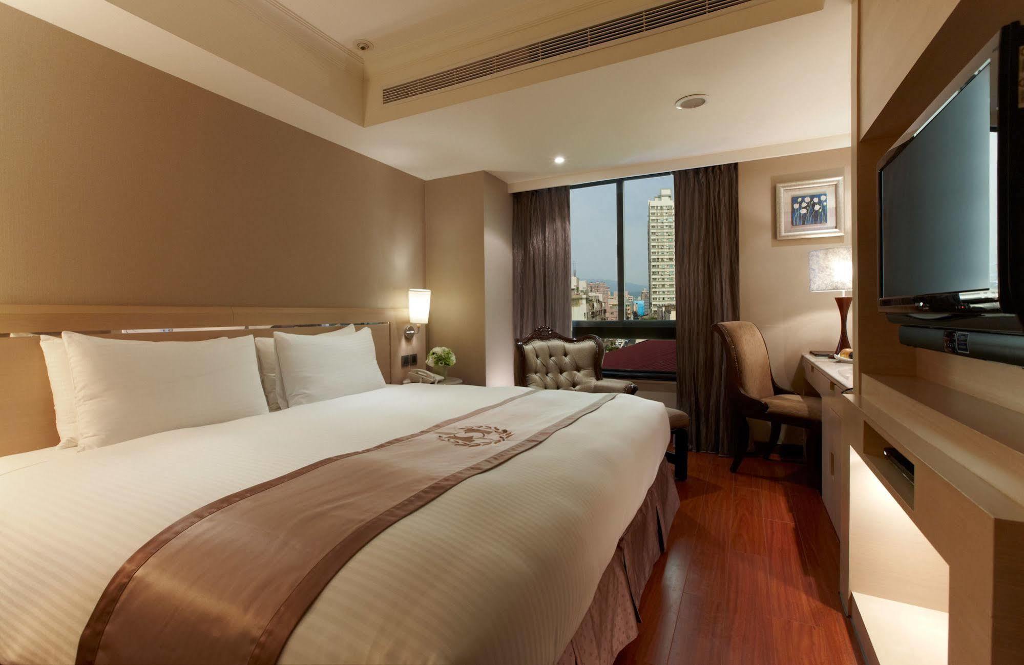 ชามมิ่ง ซิตี้ โฮเต็ล ไทชุง Hotel ไถจง ภายนอก รูปภาพ