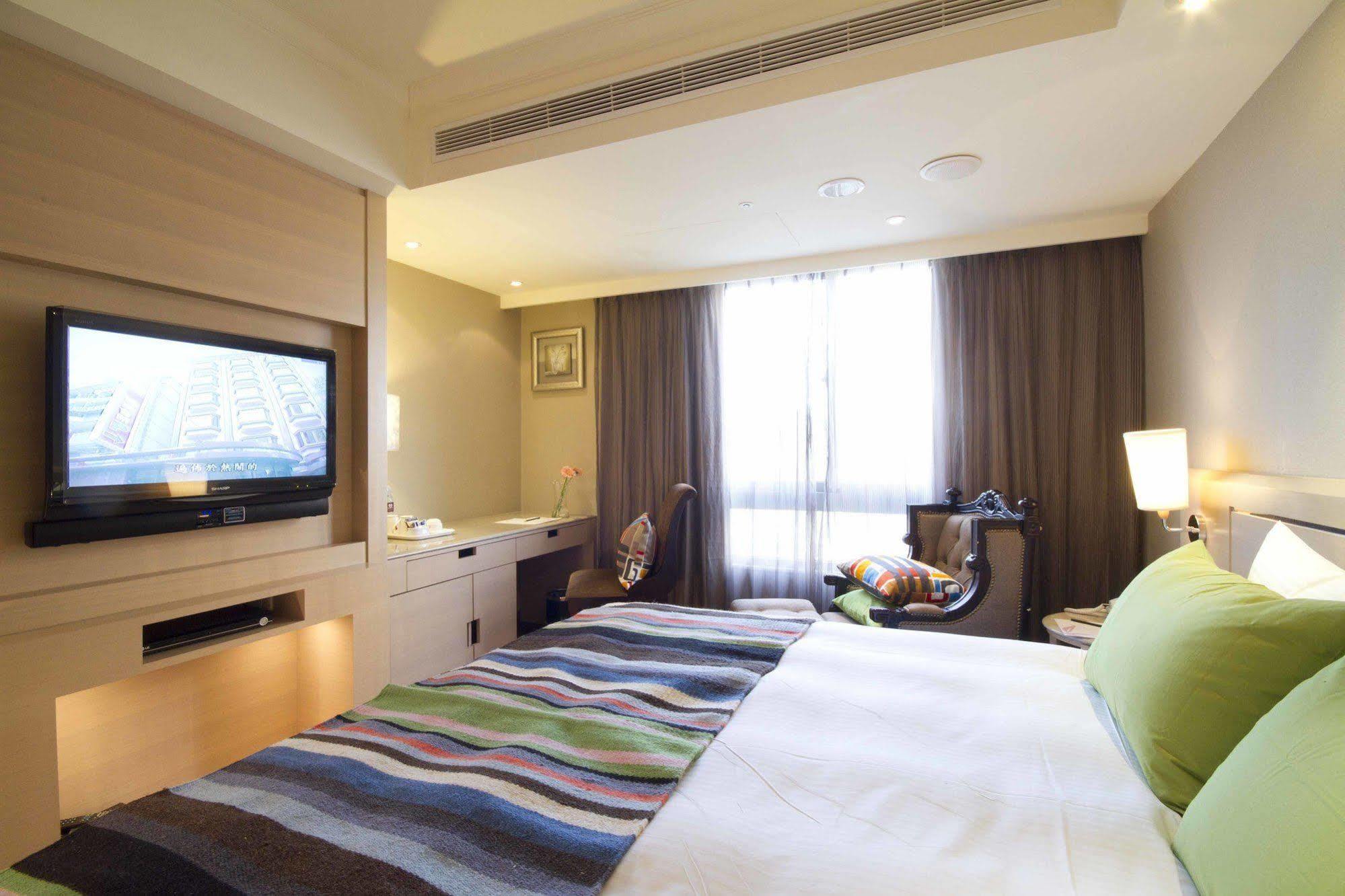 ชามมิ่ง ซิตี้ โฮเต็ล ไทชุง Hotel ไถจง ภายนอก รูปภาพ