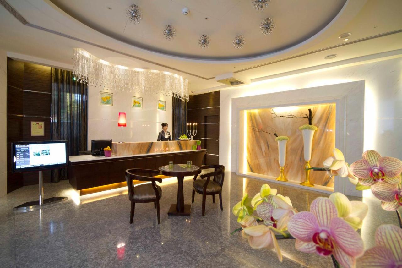 ชามมิ่ง ซิตี้ โฮเต็ล ไทชุง Hotel ไถจง ภายนอก รูปภาพ